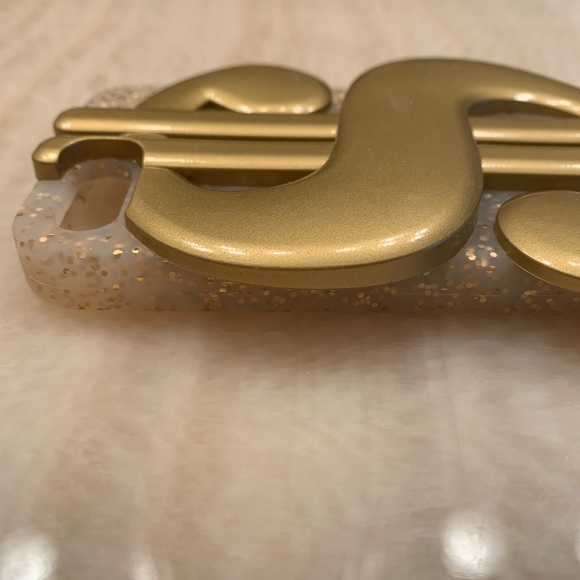 SUPER FUN Gold 💲iPhone 7 Silicone Case💲 - Picture 3 of 5